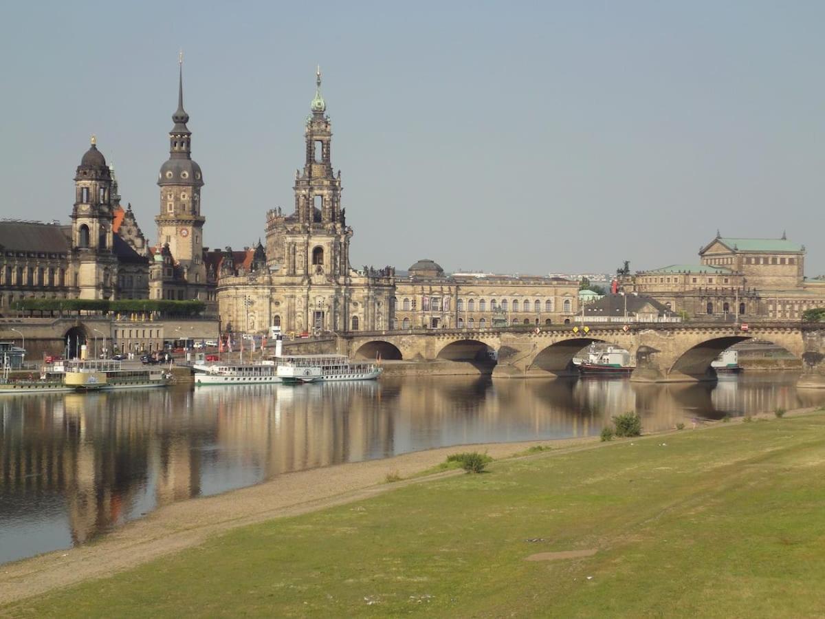 4 Raum Wohnung Mit Balkon Auf 120Sqm In Top Lage Dresden Buitenkant foto